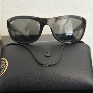Ray-Ban Classic Black Sunglasses